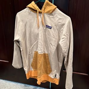 Patagonia sweatshirt